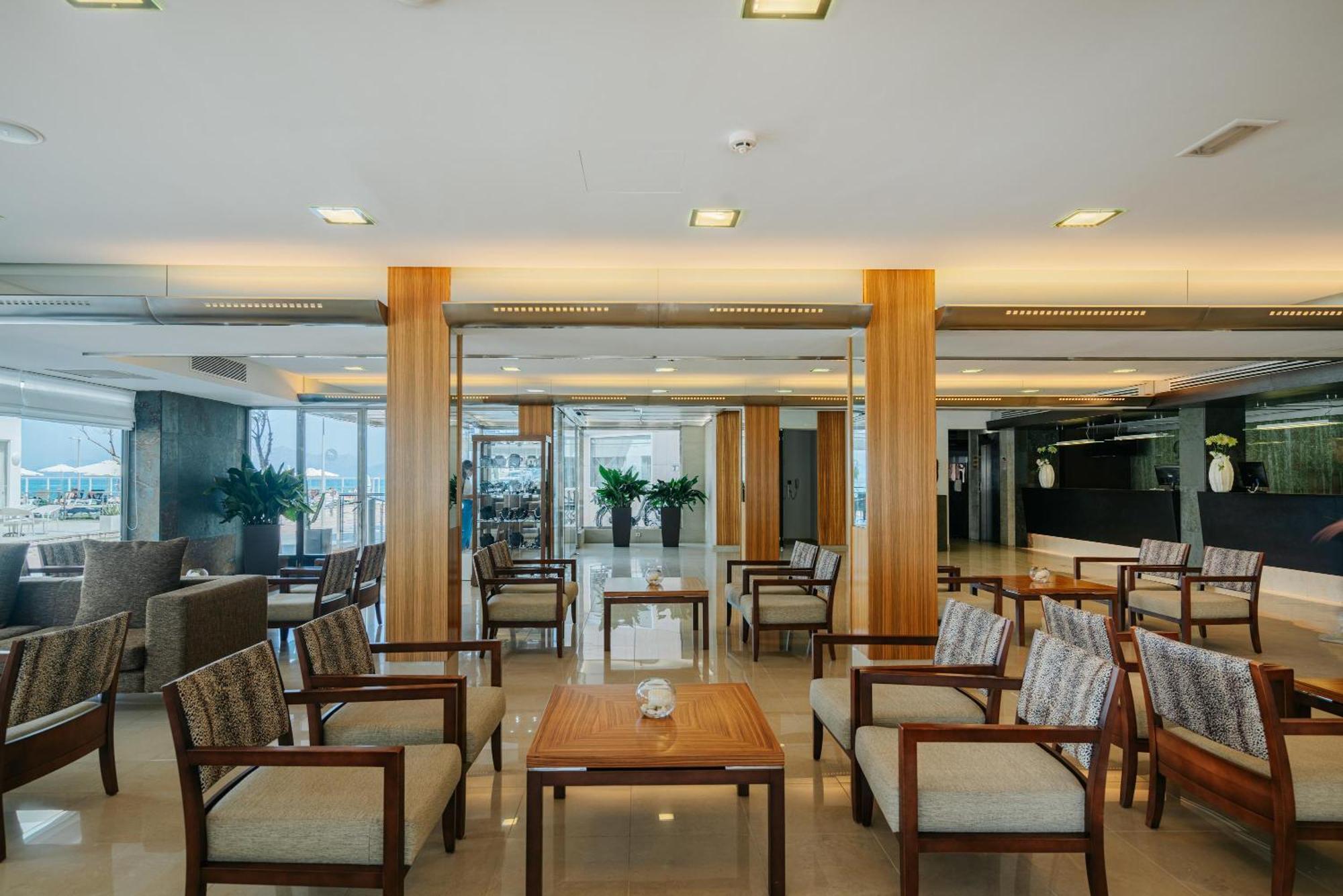 Thb Gran Bahía Hotel 4*